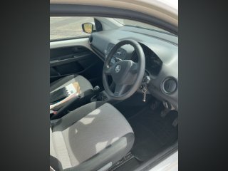 /photos/9886/9e4741aa-c745-3a4e-e0db-158f6cb83eaf_i320x240.jpg